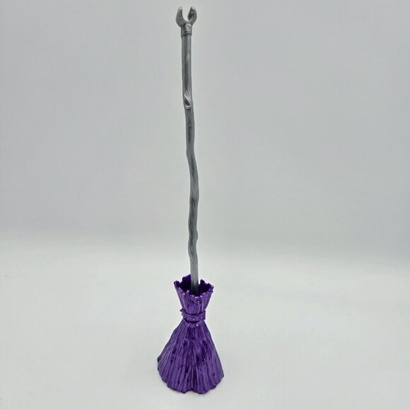 Monster High Casta Fierce Doll Accessories Broom Boots Dress Top Mattel Read - Picture 12 of 13
